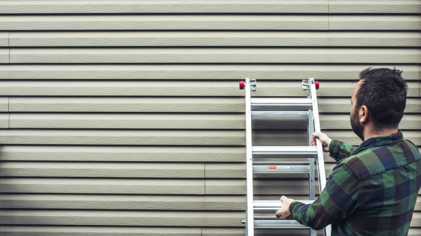 How To Choose The Right Materials for Your Siding Installation in 'Brookdale, SC